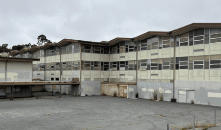 Picture of a closed and abandoned school